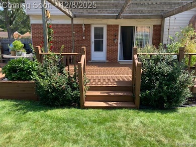 1145 Elliott Ave, Madison Heights, MI 48071 - photo 6