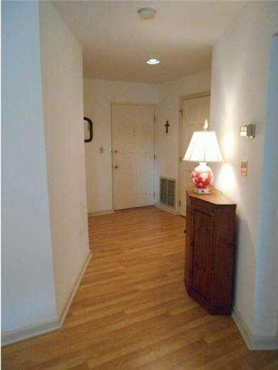 3201 Falcon Ln unit 205, Wilmington, DE 19808 - photo 7