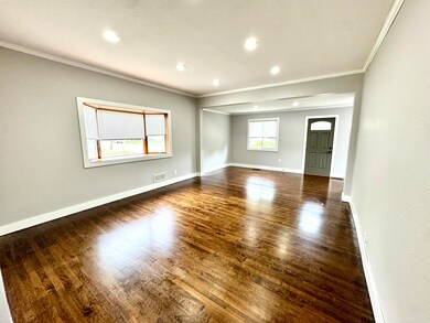 921 W 5th Ave, Mitchell, SD 57301 - photo 3