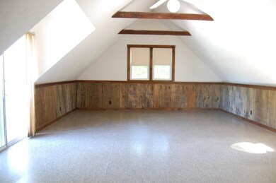 414 Central St, Holliston, MA 01746 - photo 3