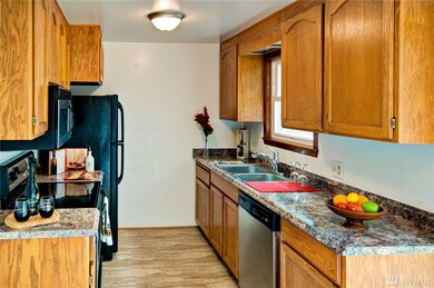 24731 13th Place S, Des Moines, WA 98198 - photo 2