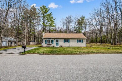 26 Corson St, Rochester, NH 03867 - photo 2