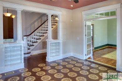 734 E 37th St, Savannah, GA 31401 - photo 5