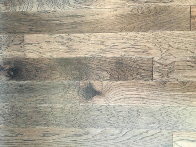 10117 Upclose wood flooring