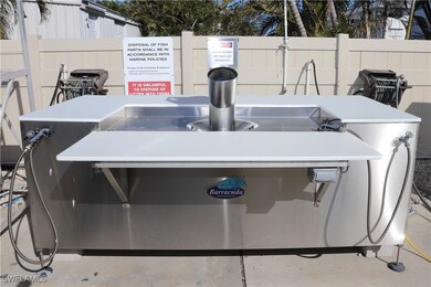 Fish cleaning station