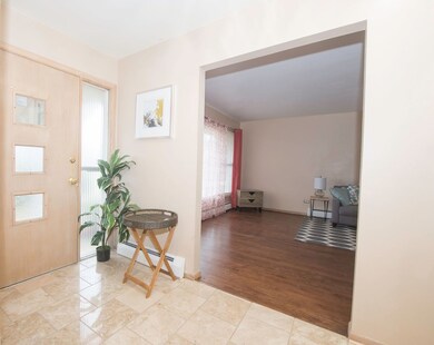 3223 Newcastle Rd, Waukegan, IL 60087 - photo 2