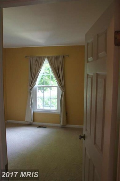 3815 Water Drop Ct, Burtonsville, MD 20866 - photo 5