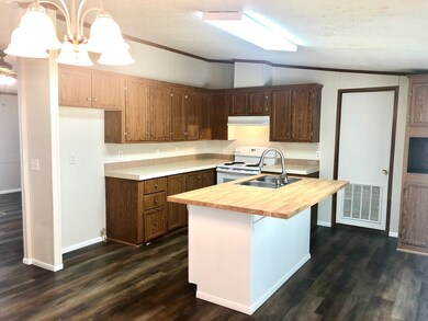 16123 Lone Star Ranch Dr, Conroe, TX 77302 - photo 6