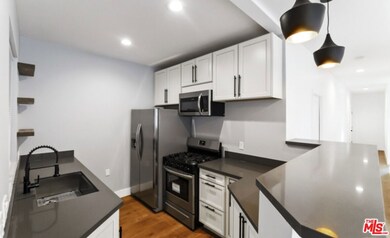 4537 St Charles Place unit 1/2, Los Angeles, CA 90019 - photo 6