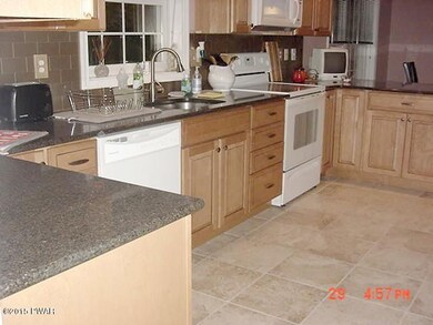 192 Oak Ridge Dr, Milford, PA 18337 - photo 6