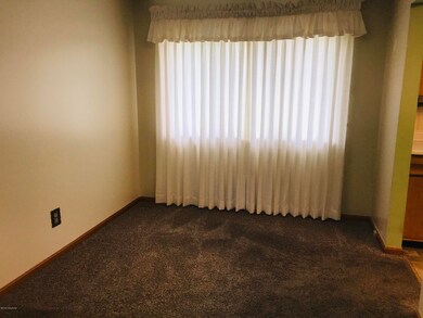 1BF39B7C-B6B8-4344-9359-3EE2F6912892