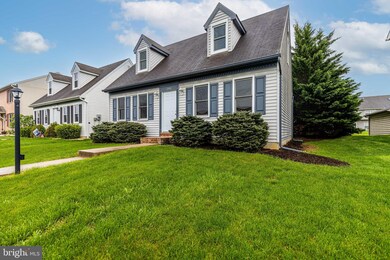 1992 Ashley Dr, Chambersburg, PA 17201 - photo 2