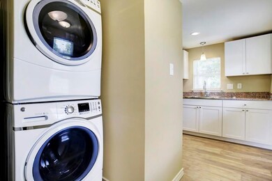 123 1/2 E 32nd St unit 1, Houston, TX 77018 - photo 7