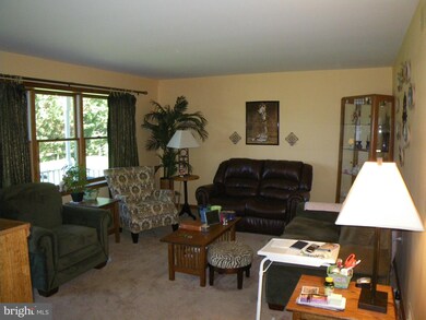 1052 Coldspring Rd, Fayetteville, PA 17222 - photo 3