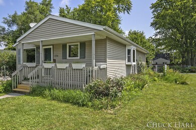 1304 Carlton Ave NE, Grand Rapids, MI 49505 - photo 3