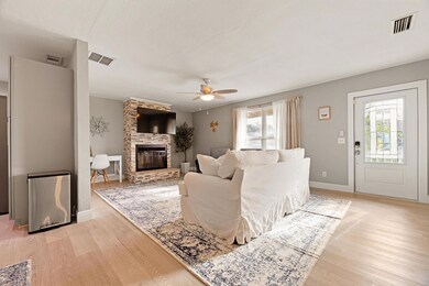 6015 Seagrape Dr, Fort Pierce, FL 34982 - photo 7