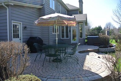 4203 Halifax Ct, Naperville, IL 60564 - photo 4