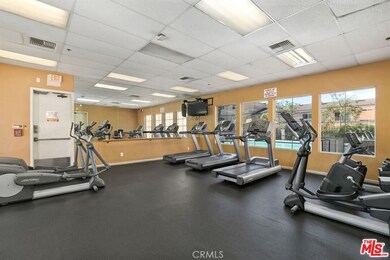 1050 Harbor Heights Dr unit I, Harbor City, CA 90710 - photo 7