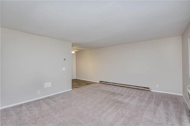 412 Deery St, Shelbyville, TN 37160 - photo 3