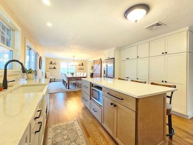 15 Crownridge Rd, Westborough, MA 01581 - photo 4