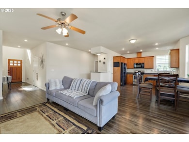 1153 Chinookan Dr, Cascade Locks, OR 97014 - photo 6