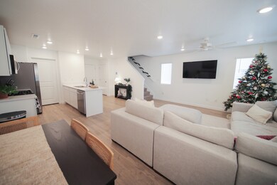 1737 S Devils Garden Ln, Washington, UT 84780 - photo 4