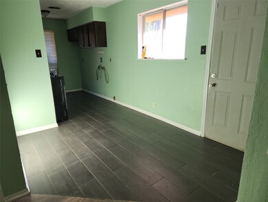 858 Marcolin St, Houston, TX 77088 - photo 6