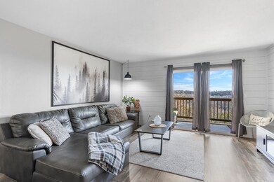 2903 Vineyard Parkway Unit 3