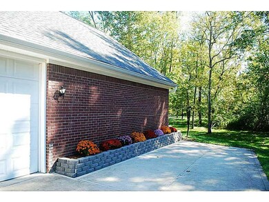 7043 Stonecreek Dr, Plainfield, IN 46168 - photo 6