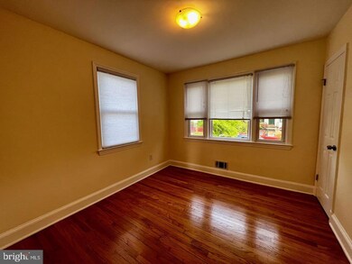 6218 57th Ave, Riverdale, MD 20737 - photo 4