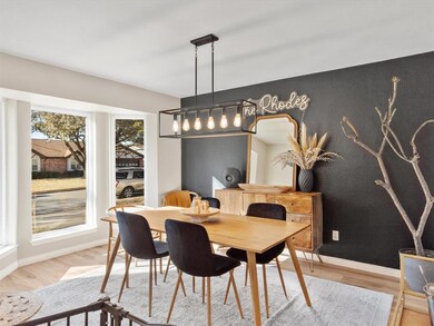 408 Mountainview Dr, Hurst, TX 76054 - photo 5