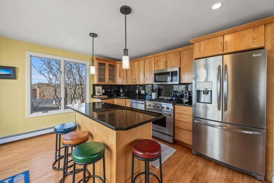 7-web-or-mls-4-willow-dr