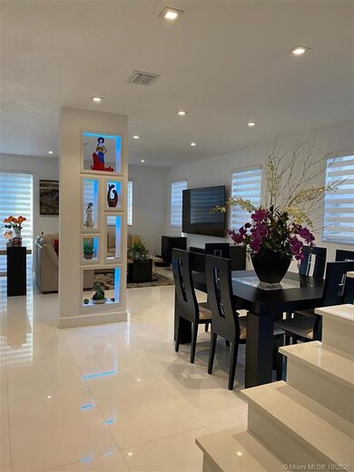 11265 NW 44th Terrace, Doral, FL 33178 - photo 2