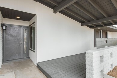 9233 N 40th Dr, Phoenix, AZ 85051 - photo 3