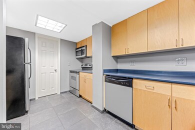 University One Condos unit 1007, Baltimore, MD 21218 - photo 7