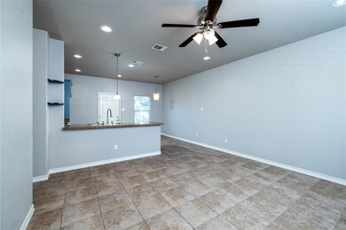 528 W Heard St, Cleburne, TX 76033 - photo 5