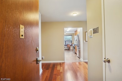 2 Claridge Dr unit 1CW, Verona, NJ 07044 - photo 4