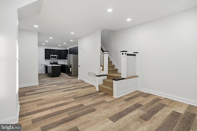 6313 N Garnet St, Philadelphia, PA 19141 - photo 4