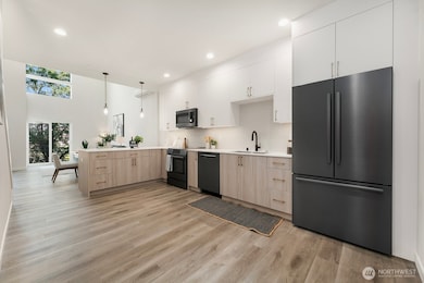 2019 W Bertona St, Seattle, WA 98199 - photo 6