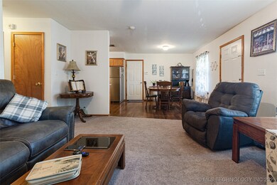 808 SW 8th St, Wagoner, OK 74467 - photo 7