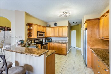 11353 NW 46th Ln, Doral, FL 33178 - photo 6