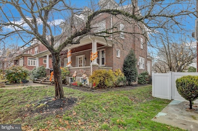 1722 Olive St, Reading, PA 19604 - photo 2