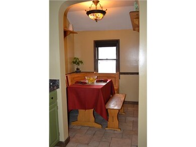 Kitchen. Breakfast nook
