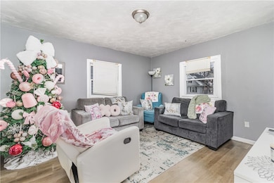 102-104 Shelter St, Rochester, NY 14611 - photo 3