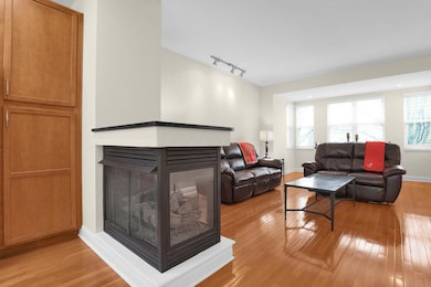 39-web-or-mls-1398-lower-green-cir