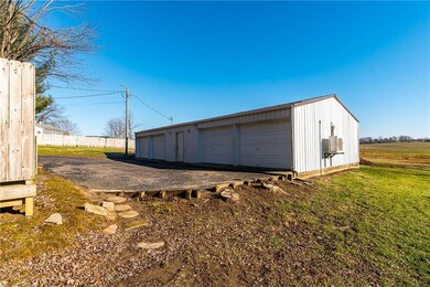 6790 N Bogardus Rd, Austin, IN 47102 - photo 5