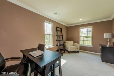 1610 Scarlet Oak Ct, Hanover, MD 21076 - photo 3