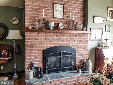 456 Lindman Dr, Chambersburg, PA 17202 - photo 5