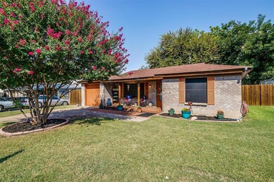 421 Parkside Dr, Fort Worth, TX 76108 - photo 3