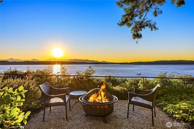 12145 Arrow Point Loop NE, Bainbridge Island, WA 98110 - photo 7